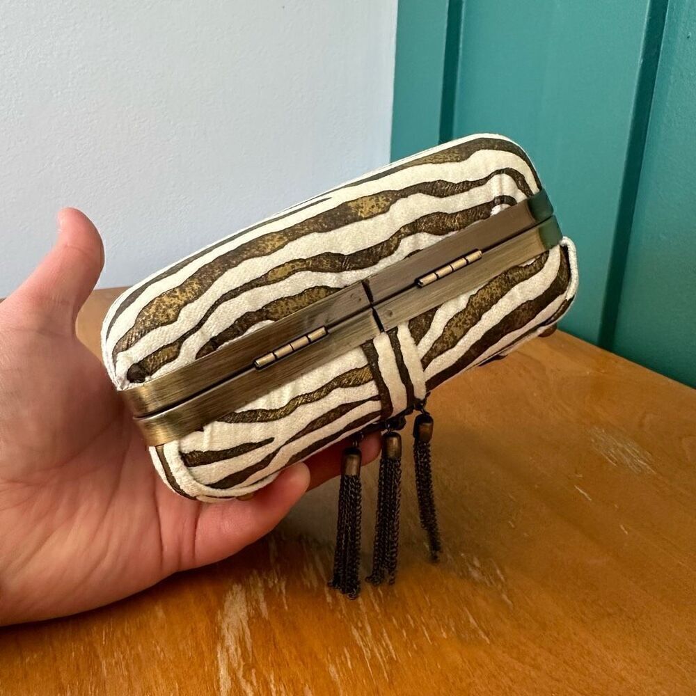 Mary Frances Aria Bronze Zebra Printed Tassel Versatile Shoulder Clutch Bag - Picture 12 of 14